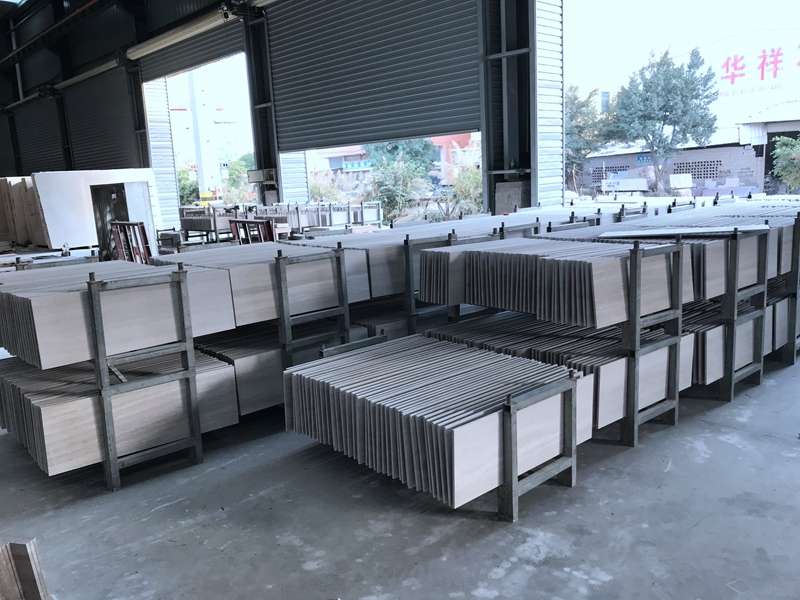 Secure wooden crate packing for stone export